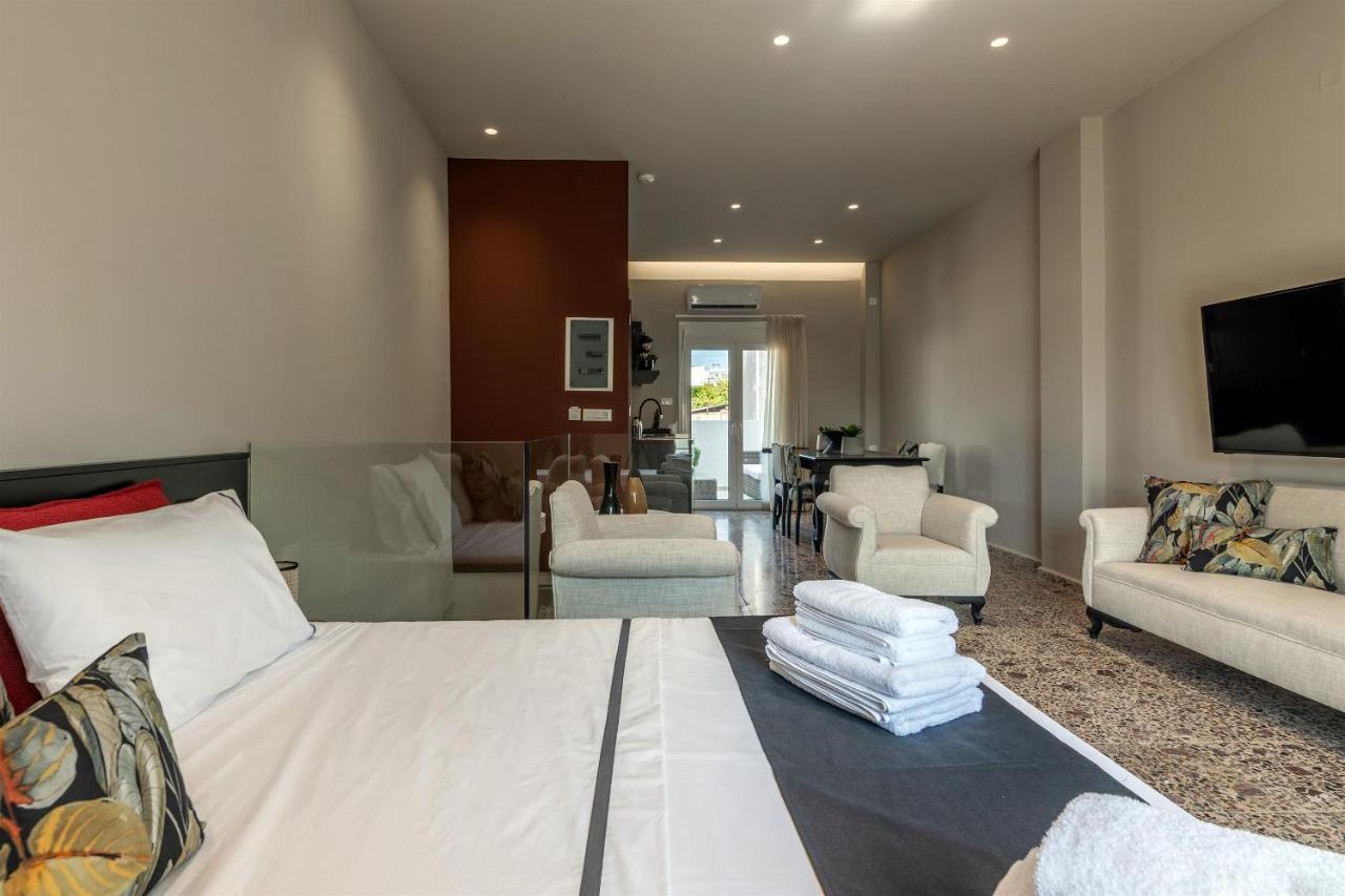 Andrews Luxury Suites Near The Airport كاندية المظهر الخارجي الصورة