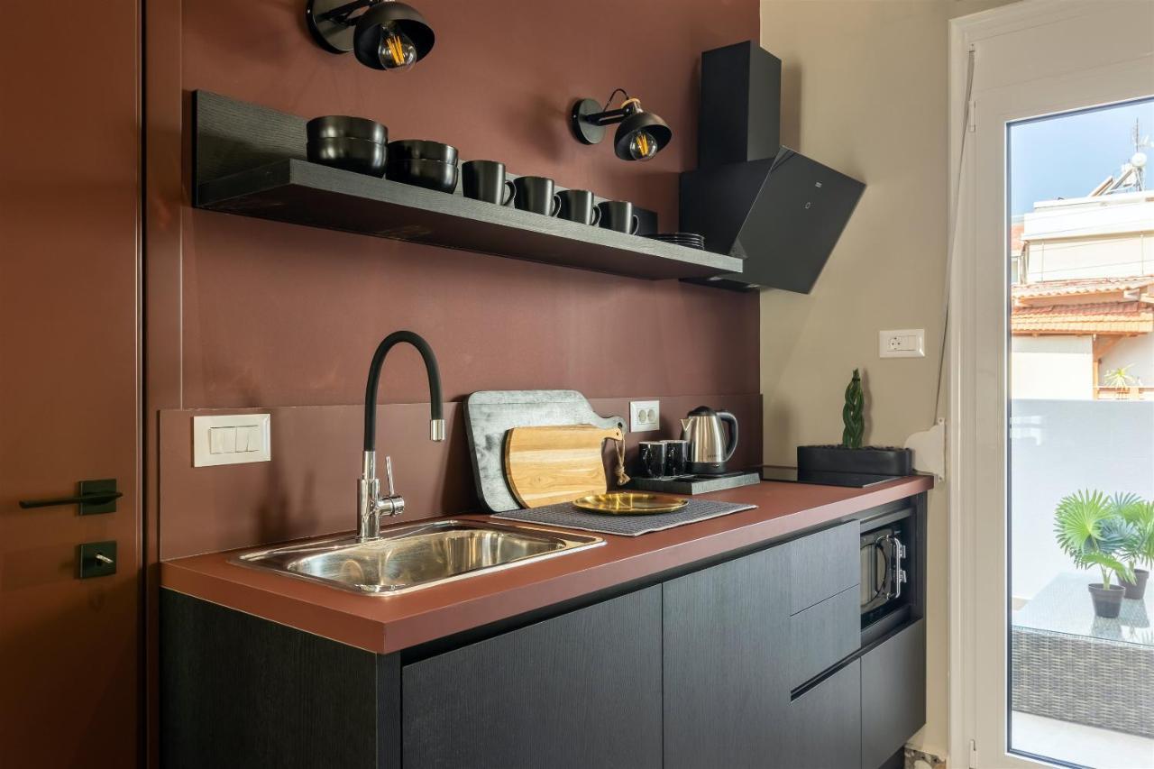 Andrews Luxury Suites Near The Airport كاندية المظهر الخارجي الصورة