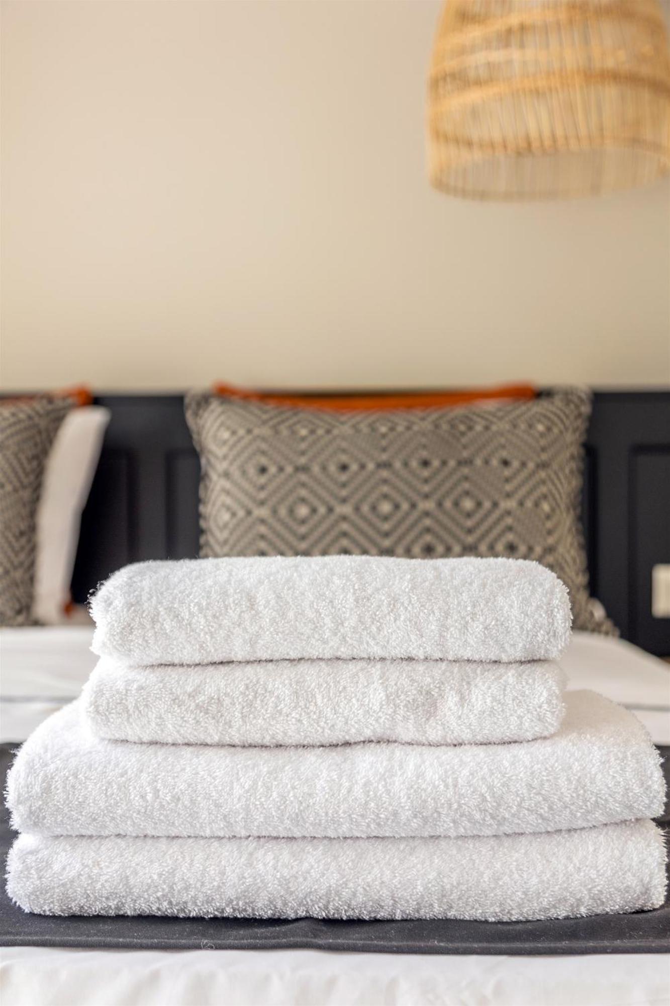 Andrews Luxury Suites Near The Airport كاندية المظهر الخارجي الصورة